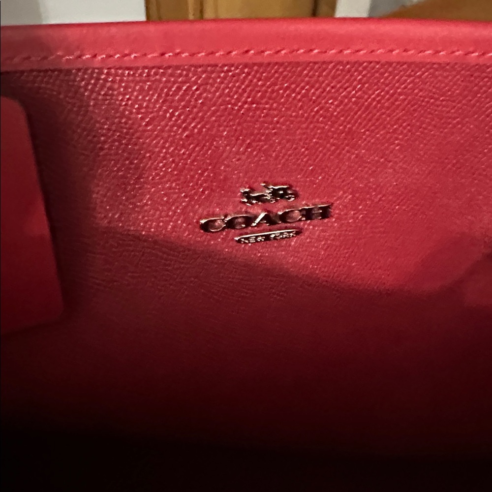 Coach Cream Tote with Lady Bug  Charm - Picture 5 of 6